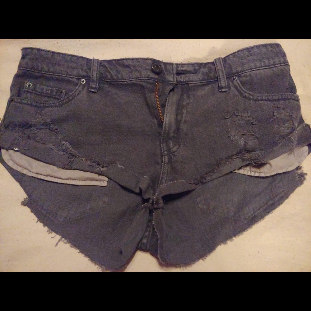 Shorty shorts
